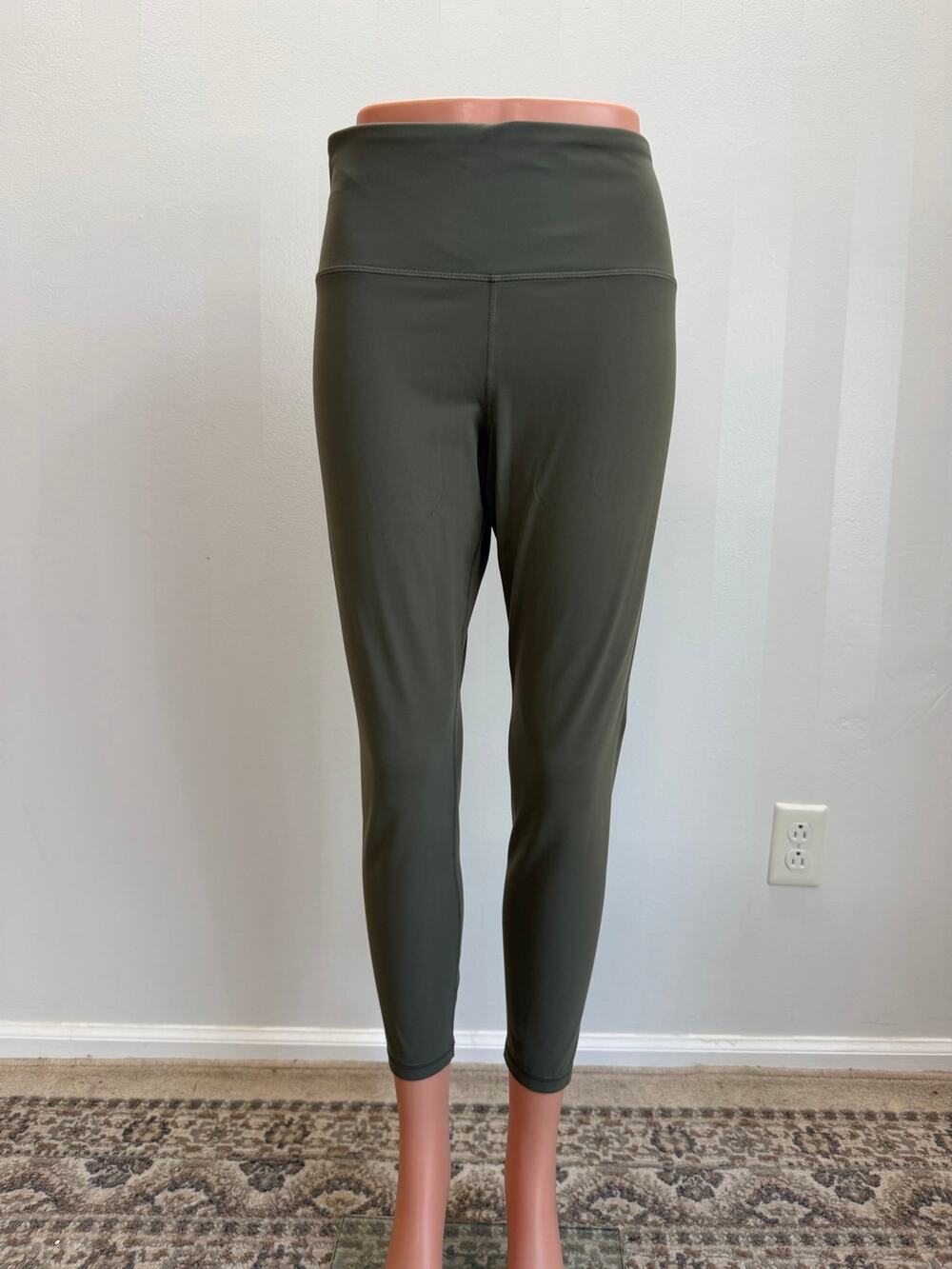 Athleta Ultra High Rise Elation Tights Leggings Sz XL Olive Green Powervita